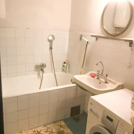 Specious - Center Of Apartment